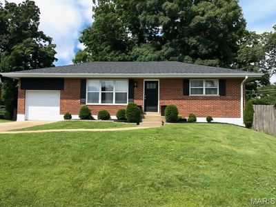 9405 High Hill Ct, Saint Louis, MO, 63126