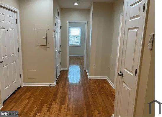 177 36th St NE — Photo 3