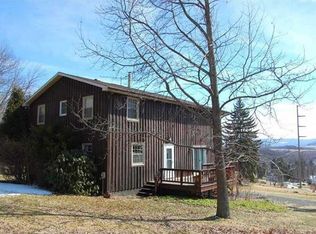 426 Saw Mill Rd, Greensburg, PA 15601