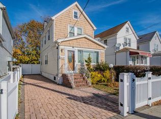 22125 114th Rd, Cambria Heights, NY 11411