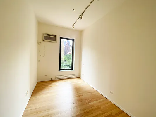 Rented by Compass | media 4