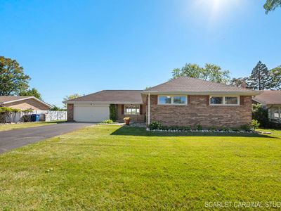 37 W Leslie Ln, Villa Park, IL, 60181