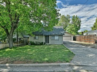 1357 Lawnridge St, Medford, OR 97504