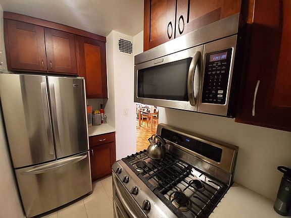 3rd image of 111 3rd Ave APT 14E