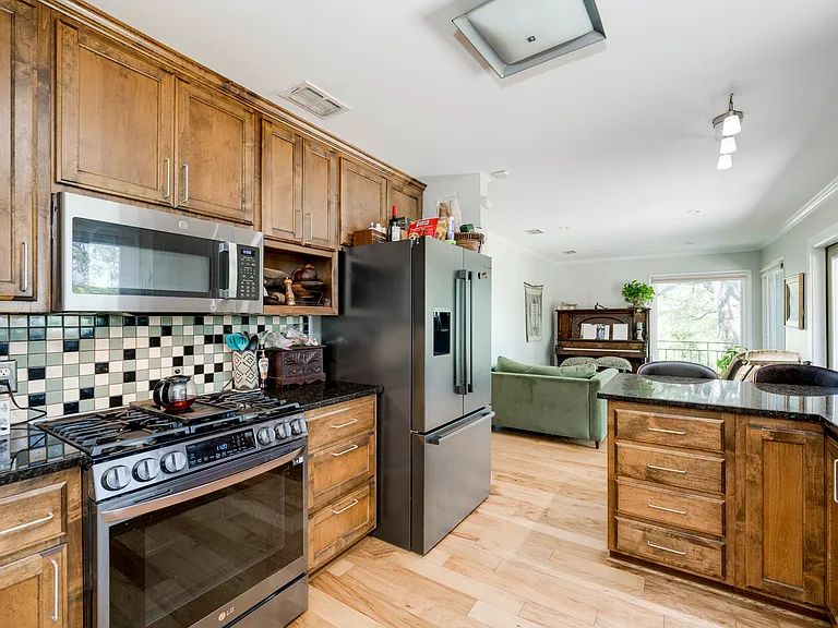 2806 Rae Dell Ave — Photo 7