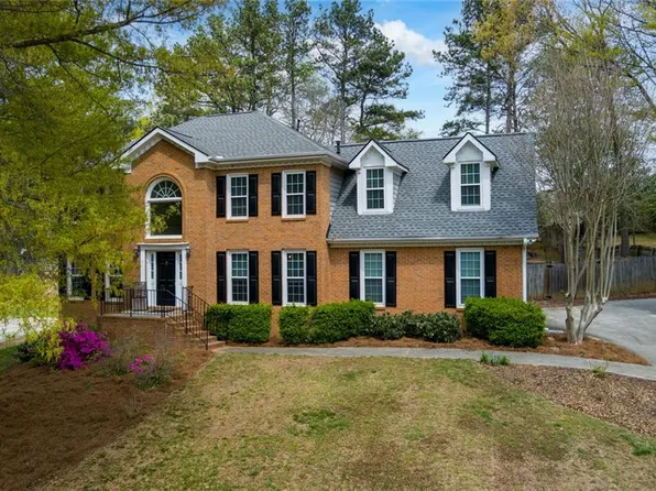 970 Chaucer Gate Ct NE, Lawrenceville, GA 30043