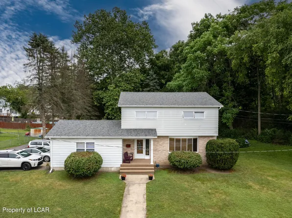 5 Bryson Pl, Wilkes Barre, PA 18705