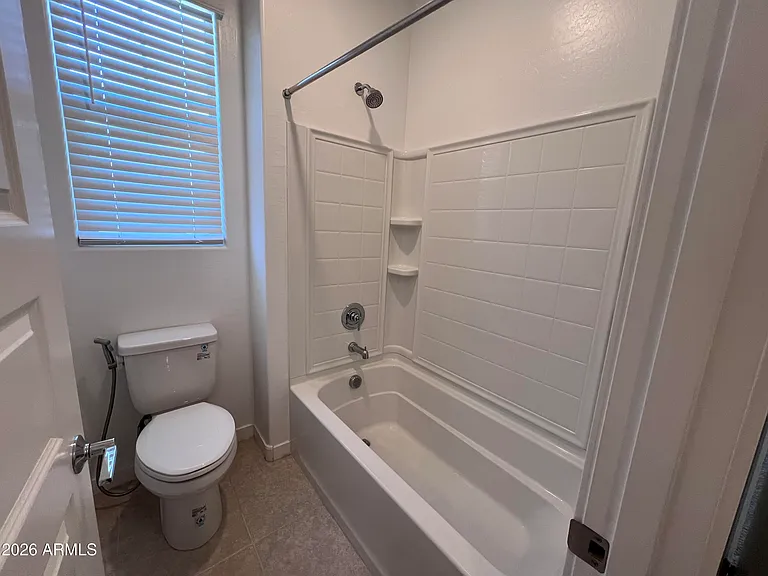 1165 E Thompson Way — Photo 17