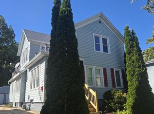 1522 N 3rd St, Sheboygan, WI 53081