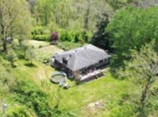 1124 Old Route 2, Lesage, WV 25537