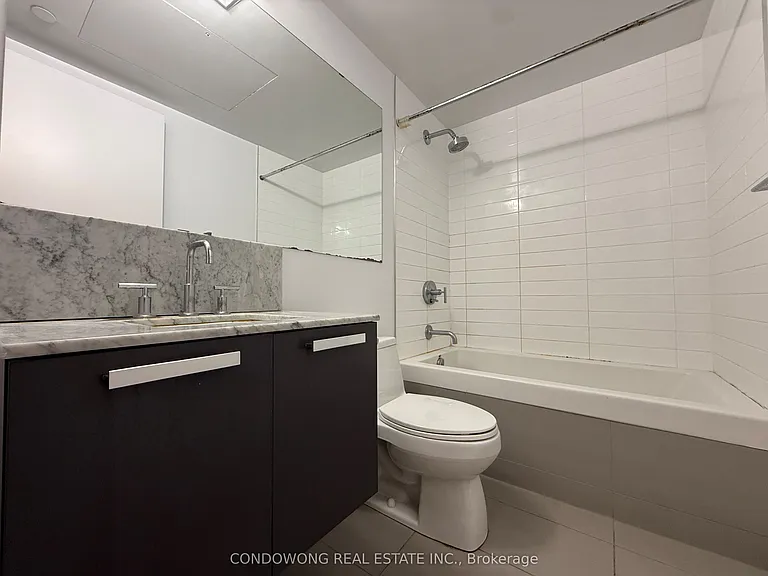 42 Charles St E #2609 — Photo 6