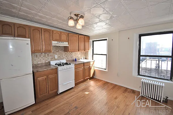 Rented by Ideal Properties Group | media 10