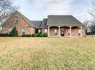 3500 Foot Hills Dr, Weatherford, TX 76087