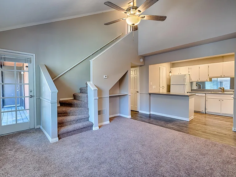 1200 S Riordan Ranch St #8 — Photo 2