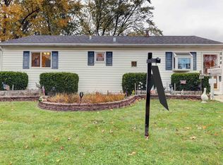 528 E Altgeld Ave, Glendale Heights, IL