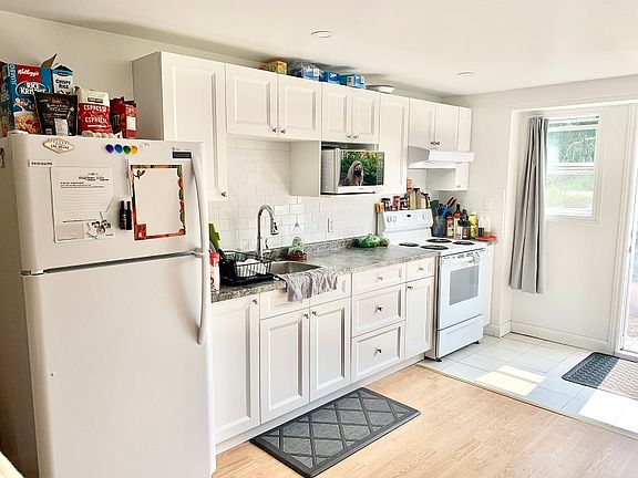 4th image of 524 Glenview Ave #0