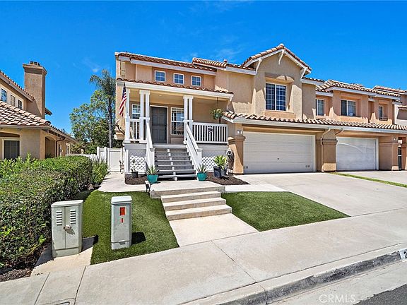 2nd image of 21 Calle Verano