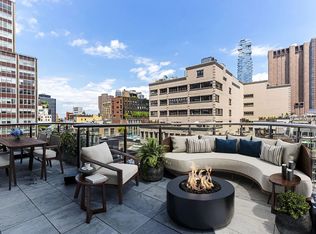 19 Park Pl #8B, New York, NY