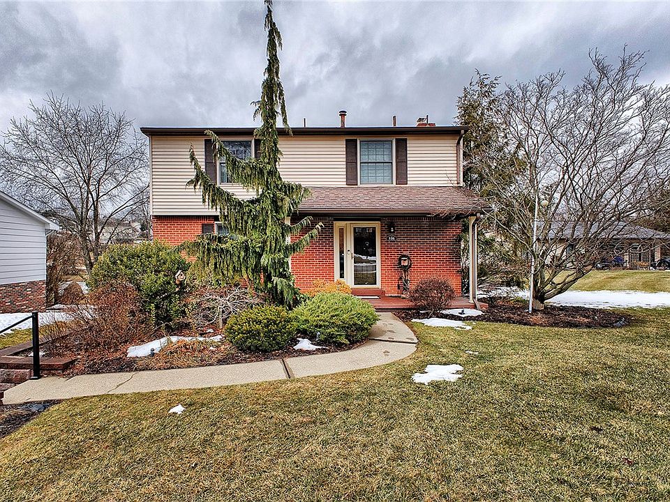 1st image of 106 Yellowstone Dr