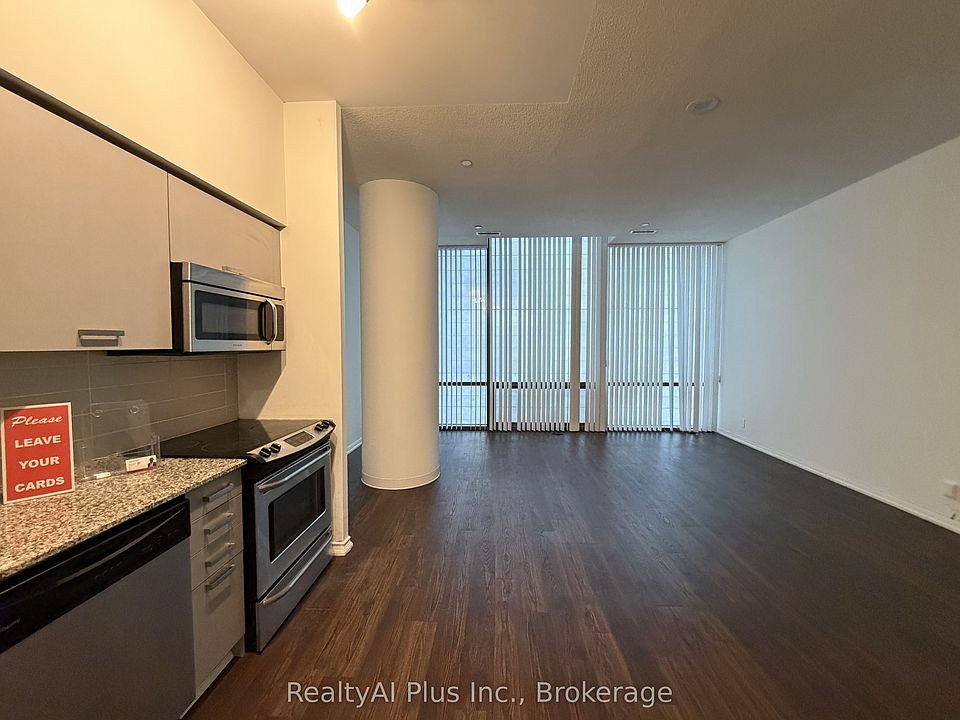 1st image of 832 Bay St #213