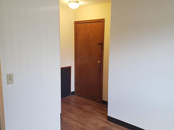 4th image of 1634 Eustis St #5