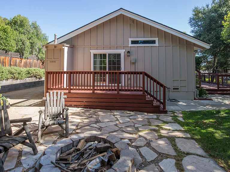 2495 Lucca Ave — Photo 22