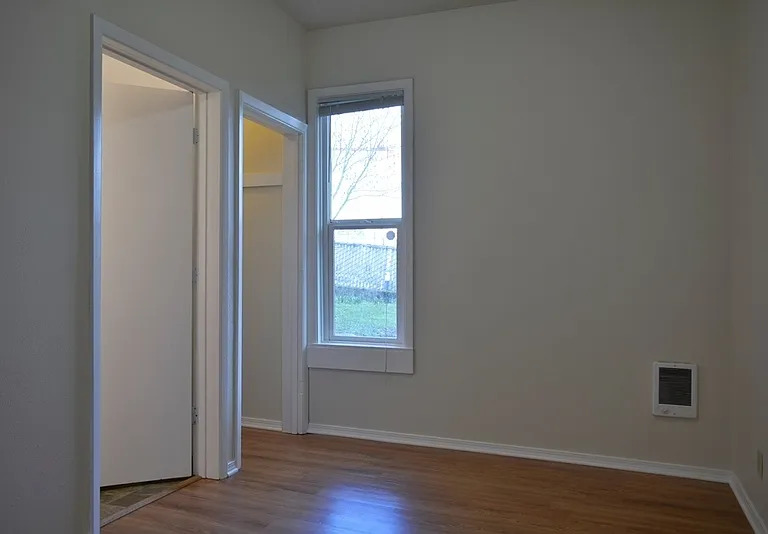2704 NE Sandy Blvd — Photo 7