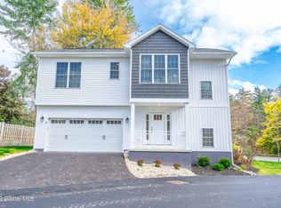 2 Arcadia Ct, Ballston Spa, NY 12020