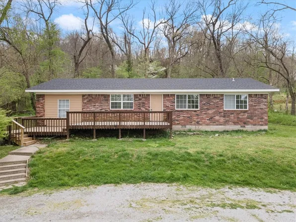 608 Manning Dr, Noel, MO 64854