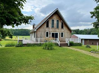 22902 N Mosiertown Rd, Saegertown, PA 16433