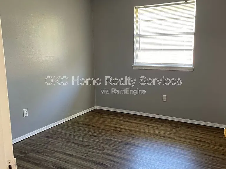 513 Sunnyside Pl — Photo 9