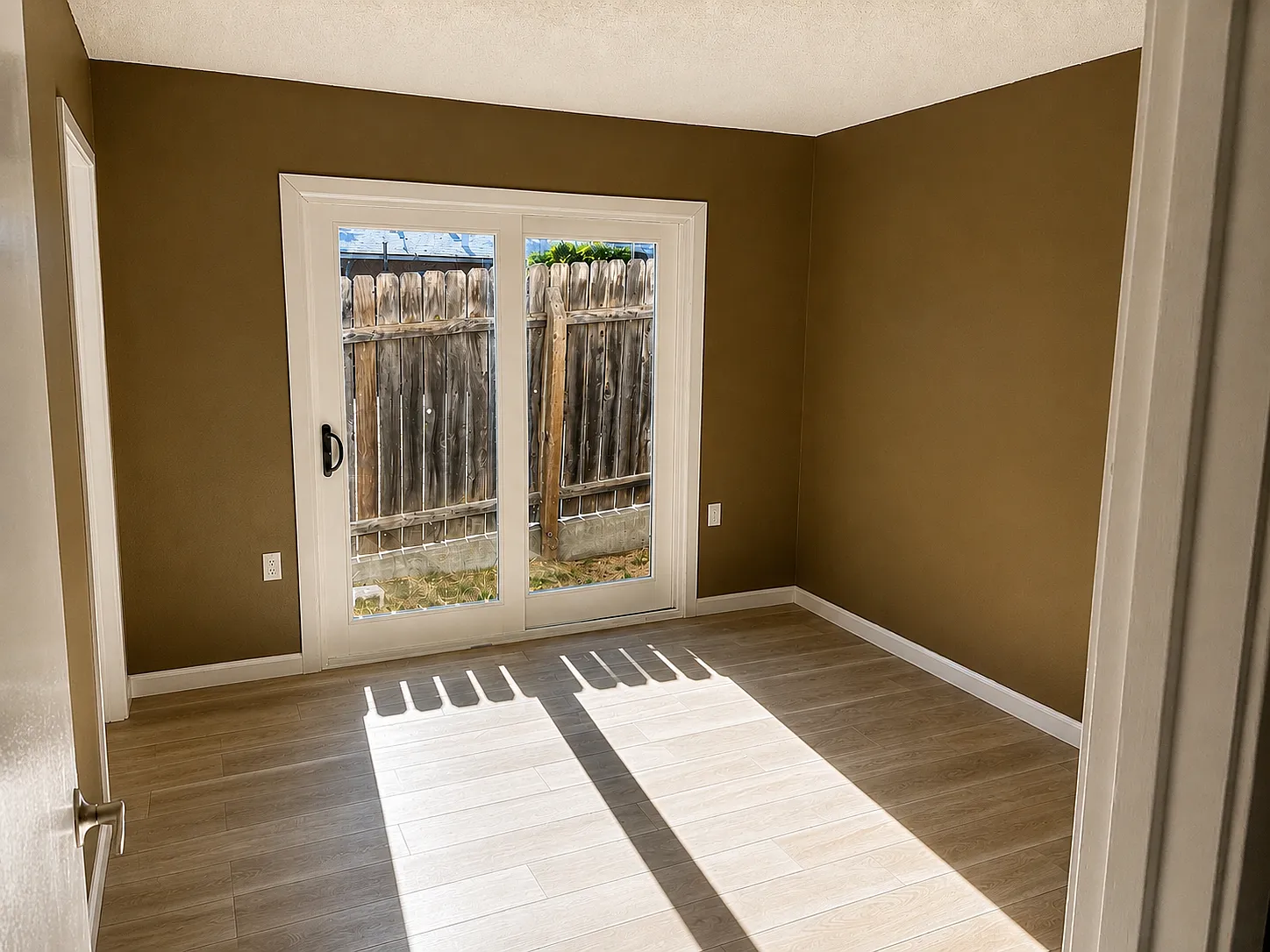 2 bed, 1000 sqft, $2,800 — Photo 4