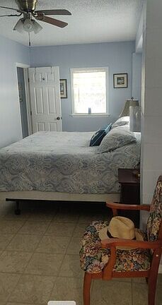 3rd image of 824 Garfish Ave #1