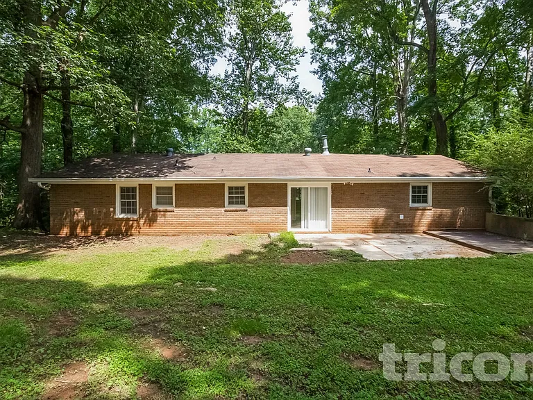 192 Gail St — Photo 15