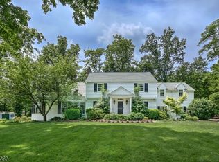 33 Sunnybrook Rd, Basking Ridge, NJ 07920