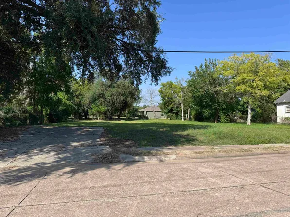 1044 Abe Lincoln Ave, Port Arthur, TX 77640