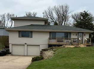 10607 Fowler Ave, Omaha, NE 68134