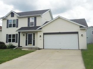 335 Settlement Rd, Hartford, WI 53027