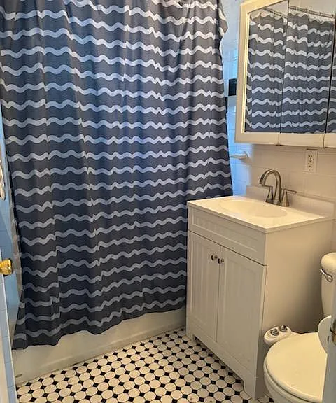 64 Maple St — Photo 4
