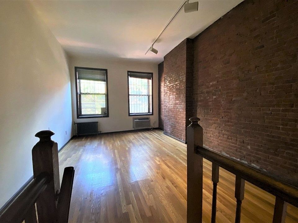 1st image of 1729 2nd Ave APT 2B