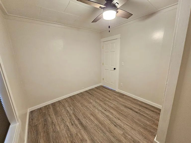 971 Walnut St — Photo 10