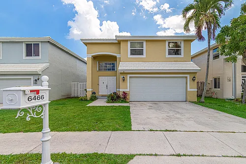 6466 Buena Vista Dr Photo 1