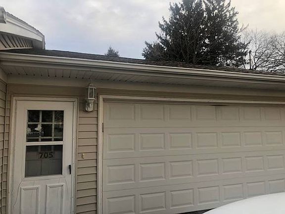 3rd image of 705 North Sunnylane