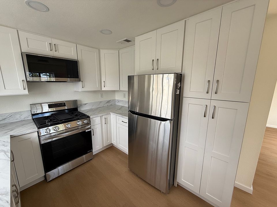 Kitchen with all new appliances