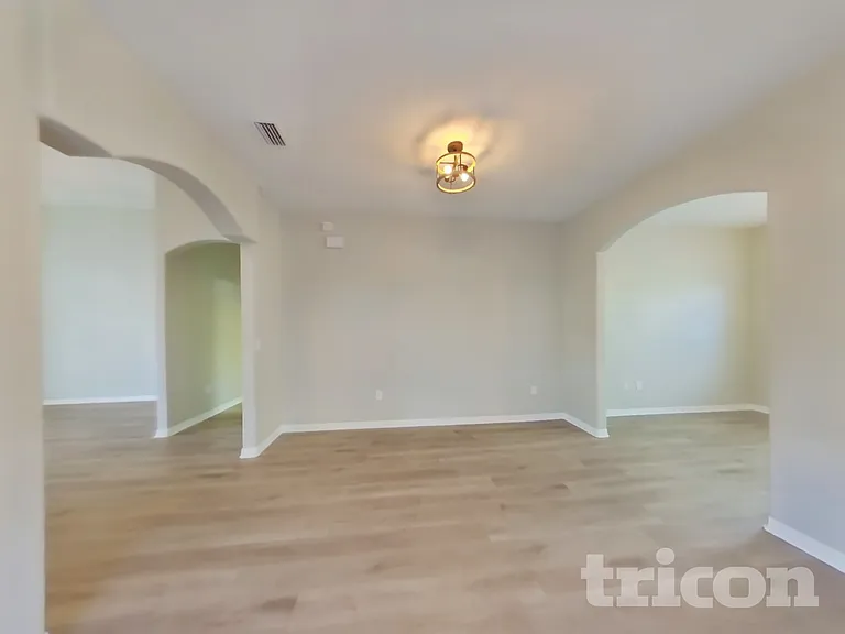 3921 Langdrum Dr — Photo 4