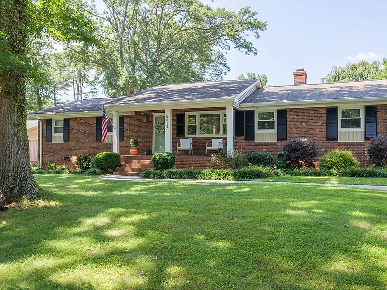5614 Virgilwood Dr — Photo 1