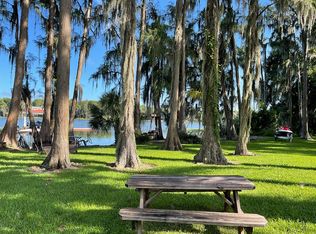 307 Lake Hobbs Rd, Lutz, FL 33548