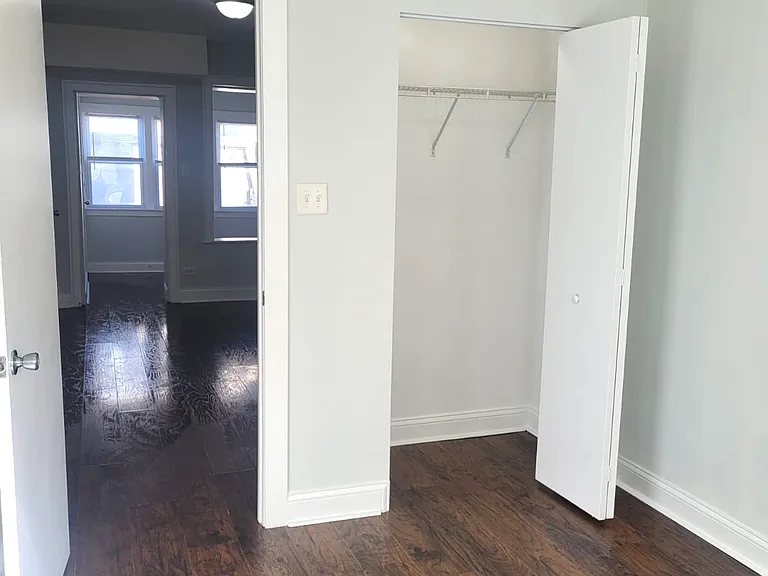 4876 W Armitage Ave — Photo 9