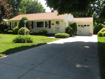 626 California Dr, Erie, PA, 16505