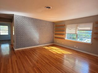 5724 1/2 Parwill St, Houston, TX 77081